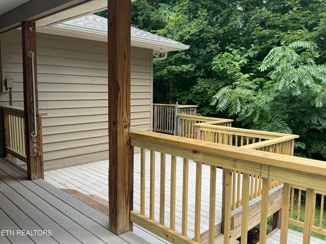 634 Crestview Court, Seymour, TN 37865