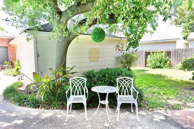 8802 Willacy Court, Houston, TX 77064