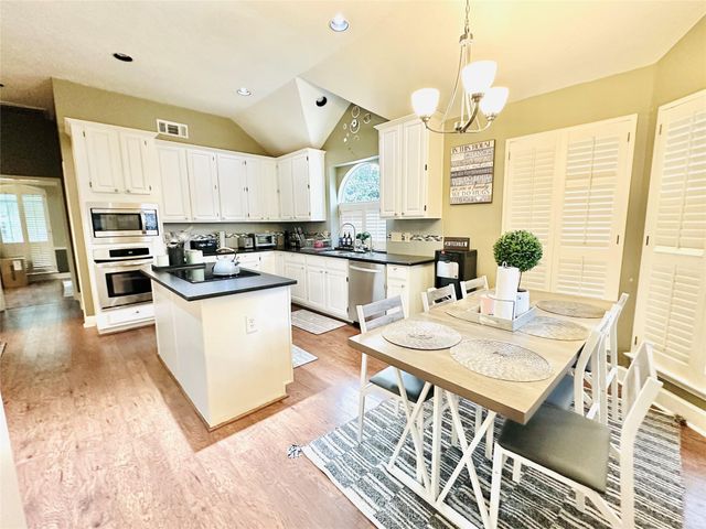 8802 Willacy Court, Houston, TX 77064