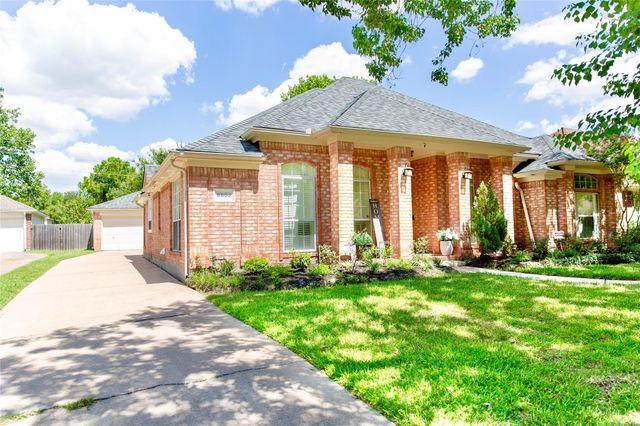 8802 Willacy Court, Houston, TX 77064