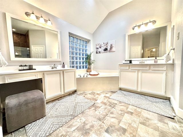 8802 Willacy Court, Houston, TX 77064