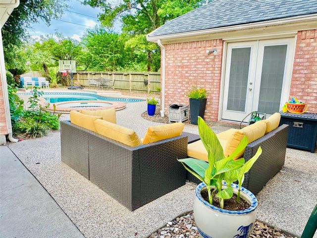 8802 Willacy Court, Houston, TX 77064