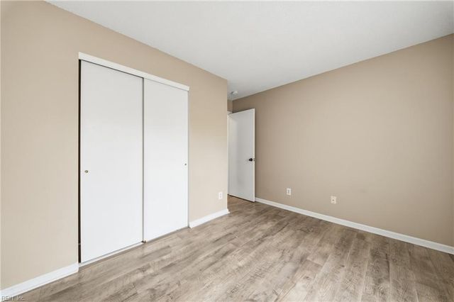 3829 Lasalle Dr Apt 110, Virginia Beach, VA 23453