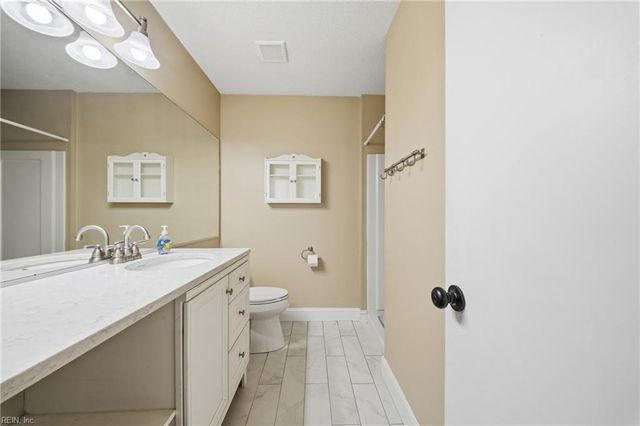 3829 Lasalle Dr Apt 110, Virginia Beach, VA 23453