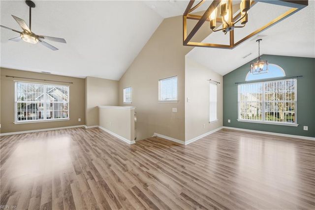 3829 Lasalle Dr Apt 110, Virginia Beach, VA 23453