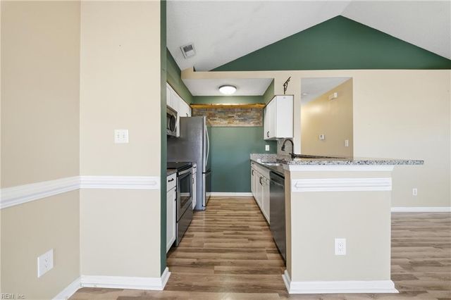 3829 Lasalle Dr Apt 110, Virginia Beach, VA 23453