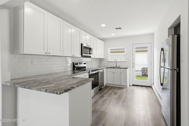 7 Frederiksted Street, Toms River, NJ 08757