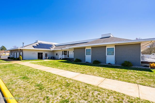 7 Frederiksted Street, Toms River, NJ 08757