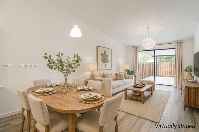 6725 NW 192nd Ln 0, Hialeah, FL 33015