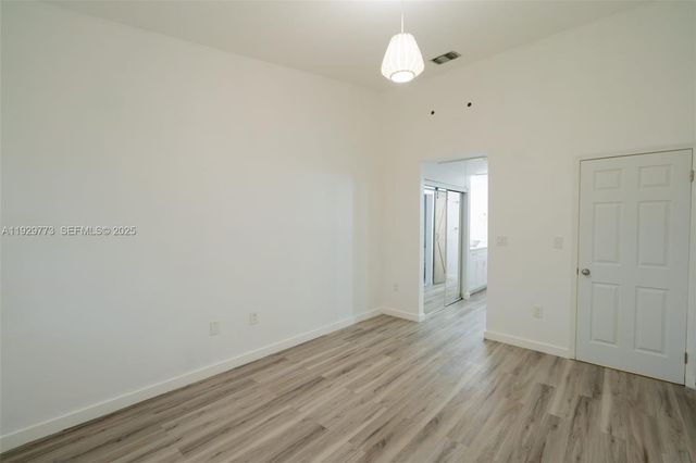 6725 NW 192nd Ln 0, Hialeah, FL 33015