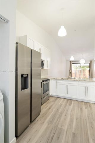 6725 NW 192nd Ln 0, Hialeah, FL 33015