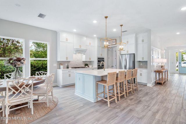 695 PALM CREST Drive, Ponte Vedra, FL 32081