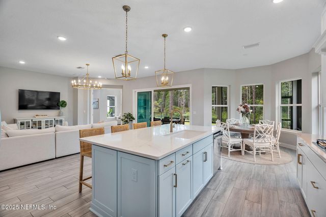 695 PALM CREST Drive, Ponte Vedra, FL 32081