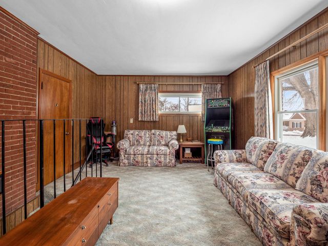 1025 Fisher AVE, Salem, VA 24153