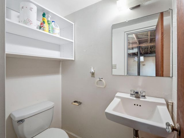 1025 Fisher AVE, Salem, VA 24153