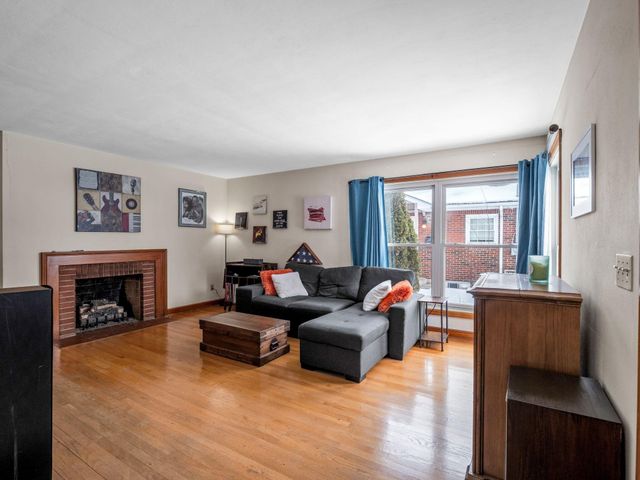 1025 Fisher AVE, Salem, VA 24153