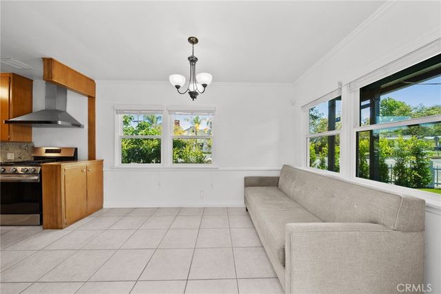 10257 Mcvine Avenue, Sunland, CA 91040