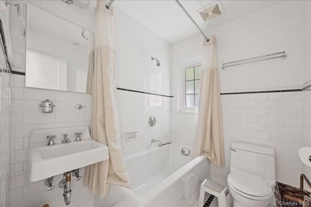 311 Lyncroft Road, New Rochelle, NY 10804