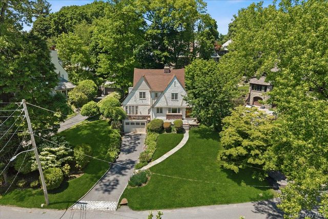 311 Lyncroft Road, New Rochelle, NY 10804