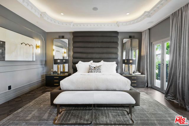 2463 Achilles Drive, Los Angeles, CA 90046