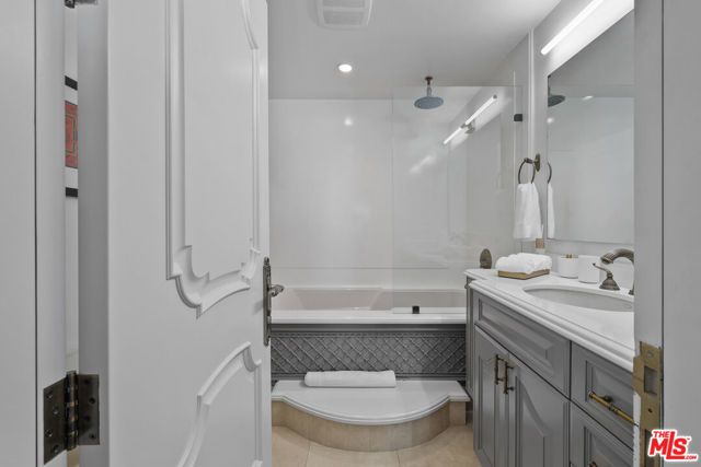 2463 Achilles Drive, Los Angeles, CA 90046