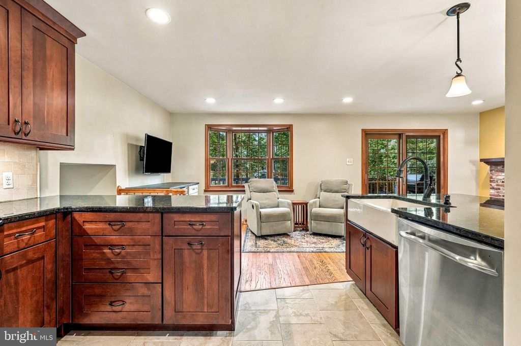 523 SAINT LAWRENCE WAY, FURLONG, PA 18925 — photo 5