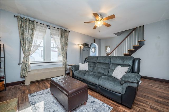 2616 Voelkel Ave, Dormont, PA 15216