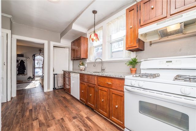 2616 Voelkel Ave, Dormont, PA 15216