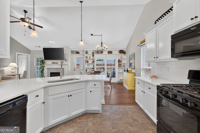 4826 Lost Creek Drive, Gainesville, GA 30504