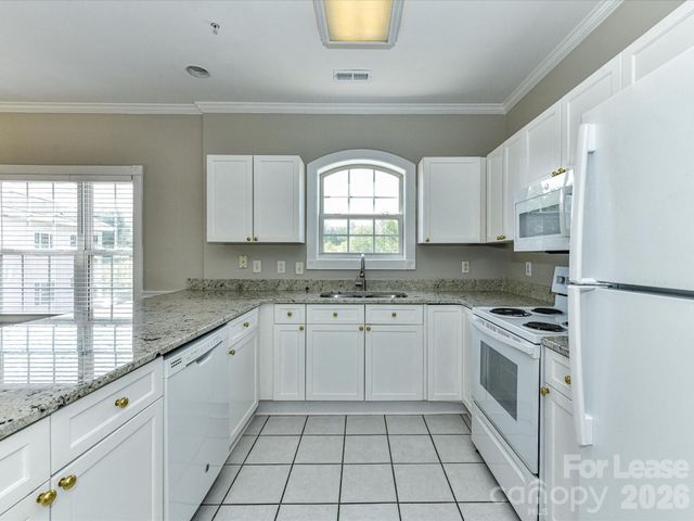 8658 Coralbell Lane, Charlotte, NC 28213