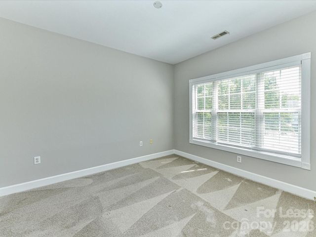 8658 Coralbell Lane, Charlotte, NC 28213
