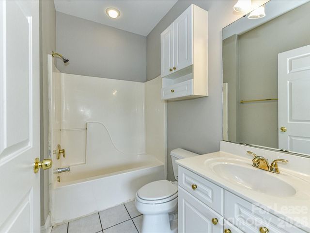8658 Coralbell Lane, Charlotte, NC 28213