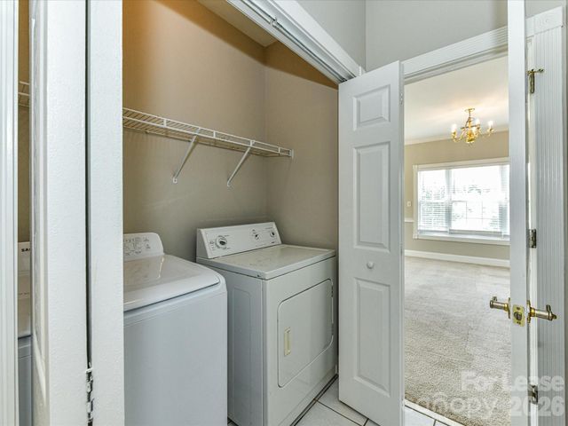 8658 Coralbell Lane, Charlotte, NC 28213