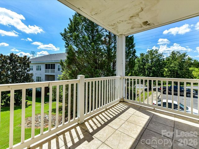 8658 Coralbell Lane, Charlotte, NC 28213