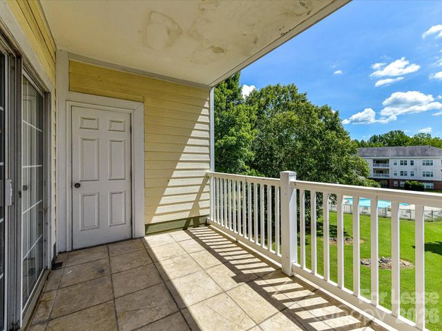 8658 Coralbell Lane, Charlotte, NC 28213