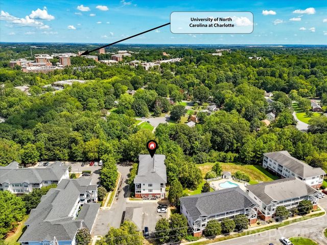 8658 Coralbell Lane, Charlotte, NC 28213