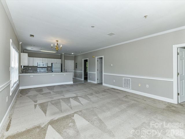 8658 Coralbell Lane, Charlotte, NC 28213