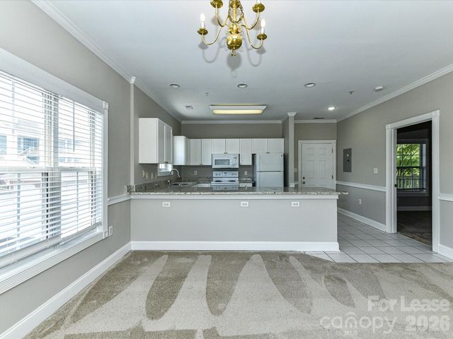 8658 Coralbell Lane, Charlotte, NC 28213