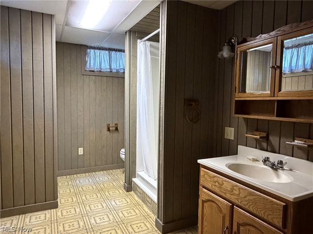 2849 Hoagland Blackstub Road, Cortland, OH 44410
