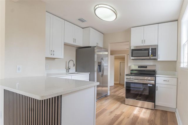 4763 21ST AVENUE N, St Petersburg, FL 33713