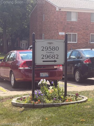 29606 Hoover Road 606, Warren, MI 48093