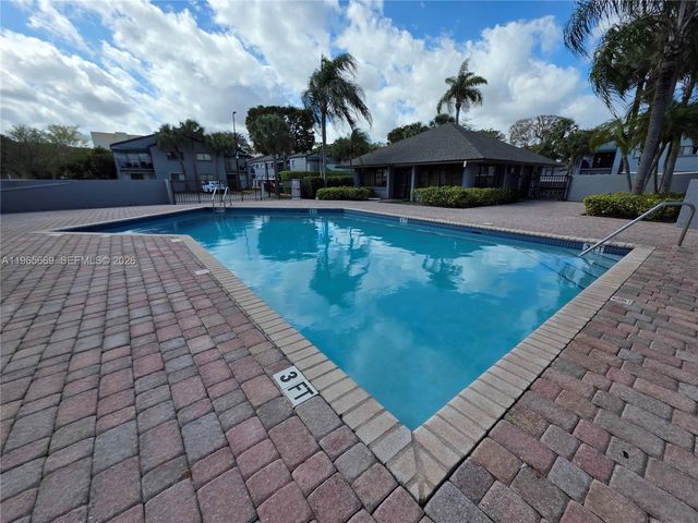 7421 SW 152nd Avenue 9-101, Miami, FL 33193