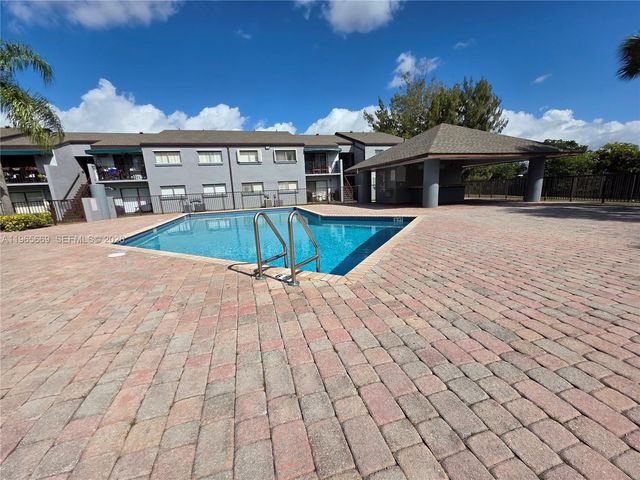 7421 SW 152nd Avenue 9-101, Miami, FL 33193