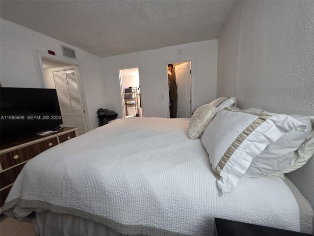7421 SW 152nd Avenue 9-101, Miami, FL 33193