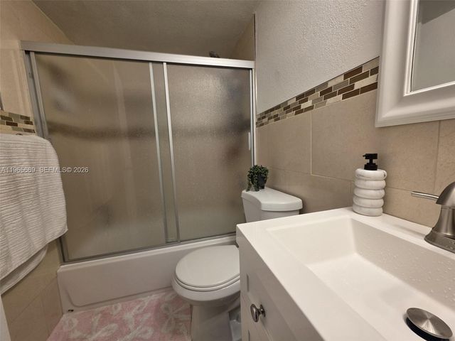7421 SW 152nd Avenue 9-101, Miami, FL 33193