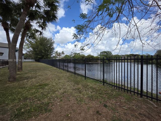 7421 SW 152nd Avenue 9-101, Miami, FL 33193