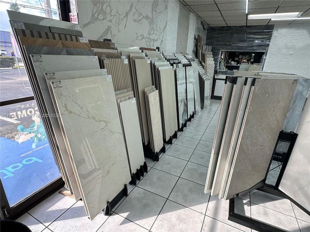 DORAL, Doral, FL 33166