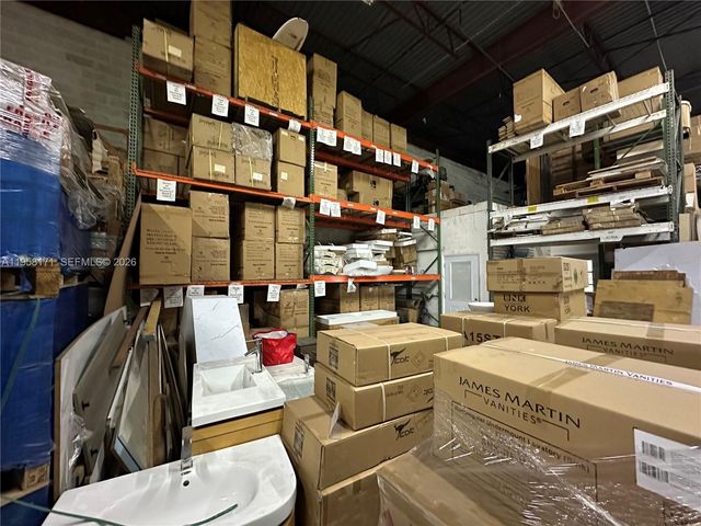 DORAL, Doral, FL 33166