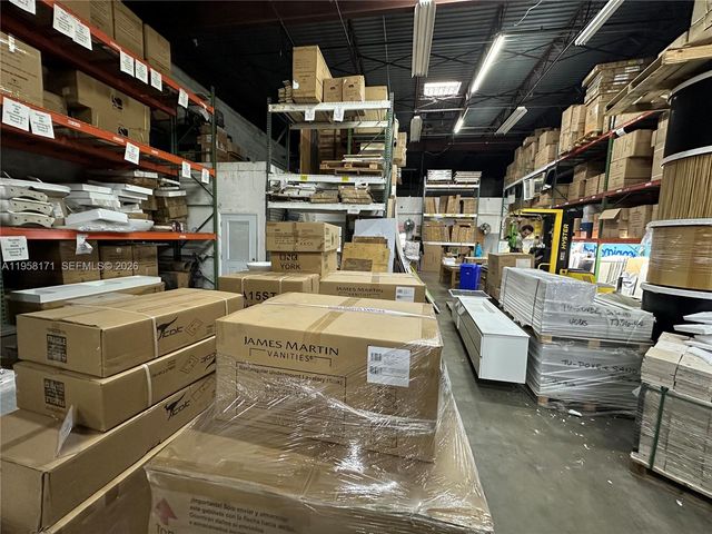 DORAL, Doral, FL 33166