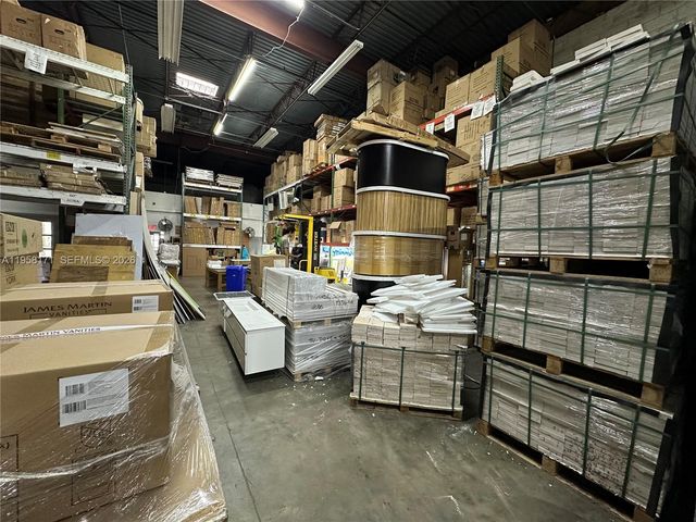 DORAL, Doral, FL 33166